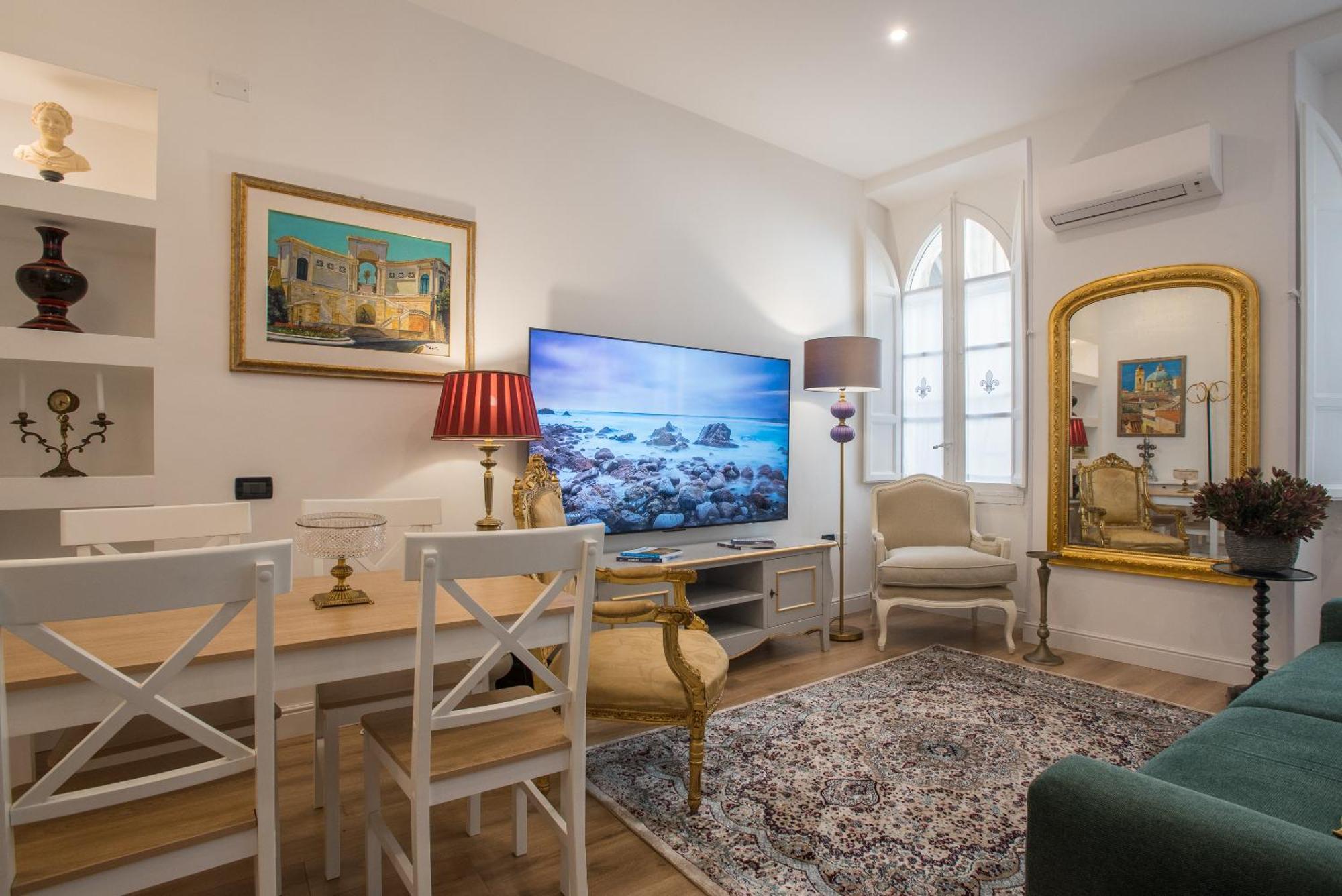 Apartment In The City Centre - Free Private Parking Cagliari Luaran gambar